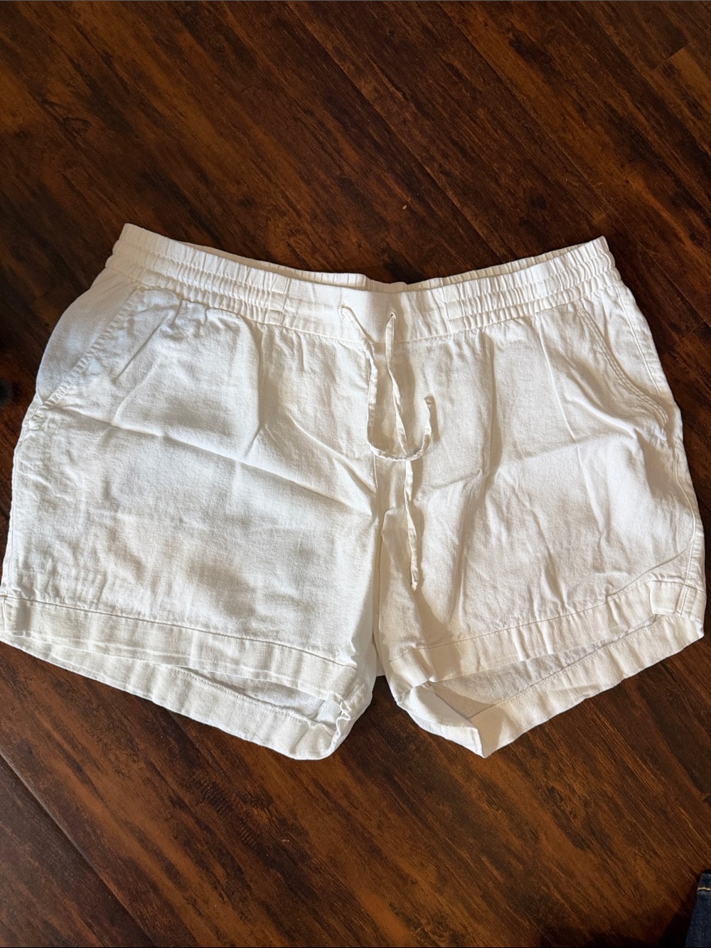 Old Navy White Linen-Blend Drawstring Athletic Shorts